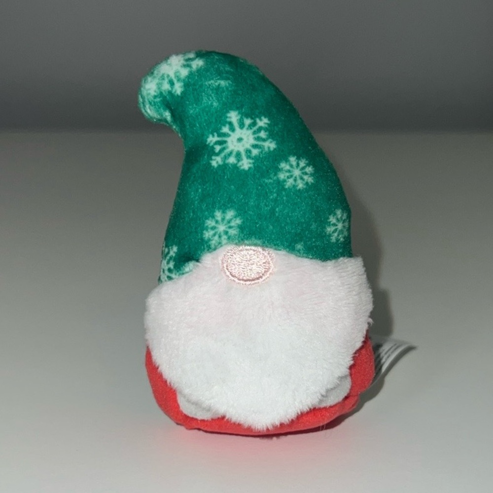 Squishmallows Squishville Leander the Gnome 🤍